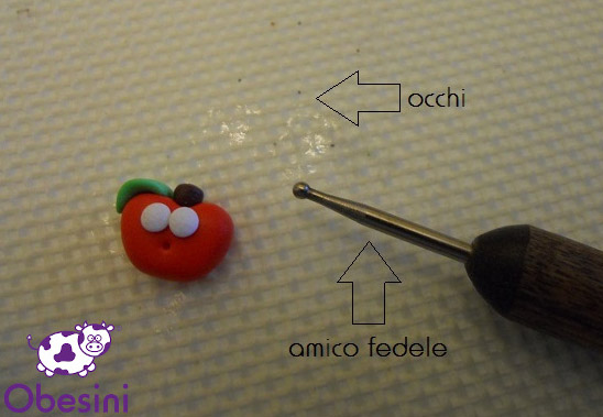 Obesini puntini occhi in fimo